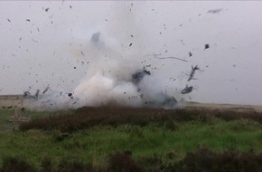 POL-OS: "Sprengkraft unvorstellbar" - Polizei warnt vor illegaler Pyrotechnik (VIDEO) POL-OS: "Sprengkraft unvorstellbar" - Polizei warnt vor illegaler Pyrotechnik (VIDEO)