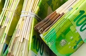 ZOLL-H: - Zigarettenschmuggler-Netzwerk aus Hannover, Dortmund und Wuppertal zerschlagen; - au&szlig;erdem Verdacht Versto&szlig; Russland-Embargo - 3 Festnahmen; 236.000 Zigaretten und hohe Verm&ouml;genswerte beschlagnahmt